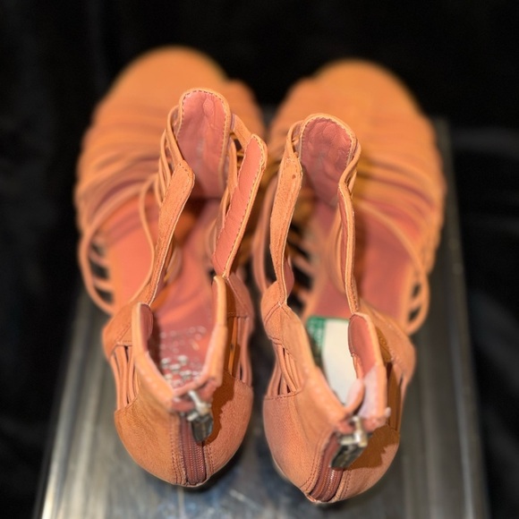 Vince Camuto Orange Strappy Sandals - Picture 10 of 14